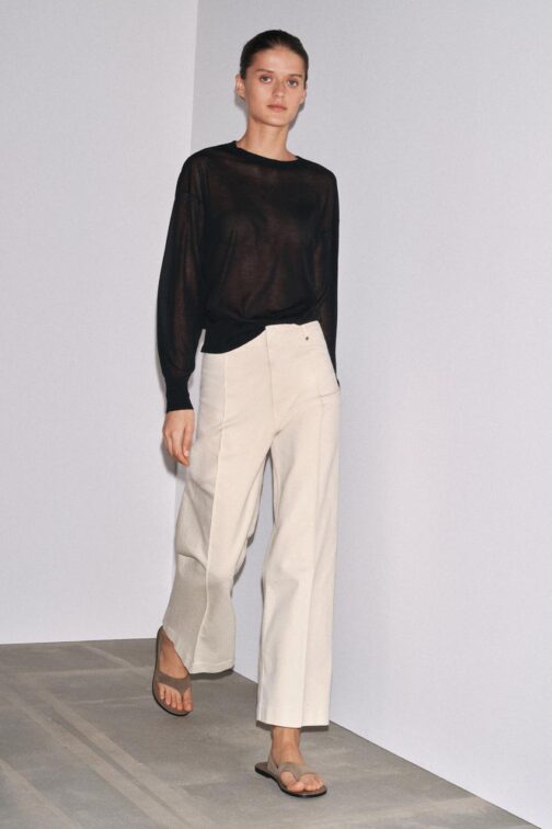JEAN TAILLE HAUTE À POCHES PLAQUÉES